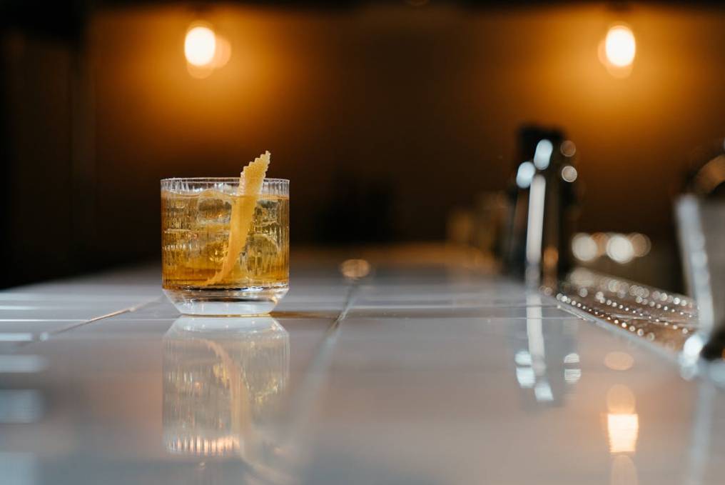 Best Whiskies Under $50 in 2025 (US/UK Lists)
