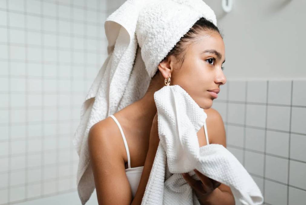 Nighttime Korean Skincare Routine: Wake Up With Radiant Skin