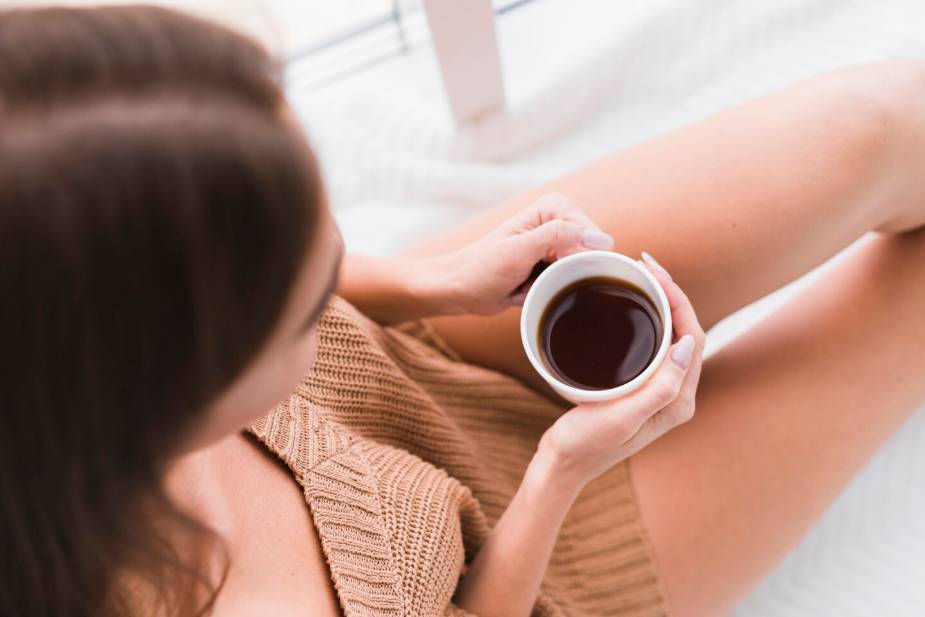 40대 이후, 왜 커피 습관을 다시 생각해야 할까? 커피를 끊어야 하는 이유