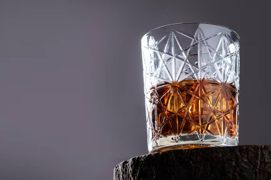 Single Malt vs Blended Whisky: What’s the Real Difference?